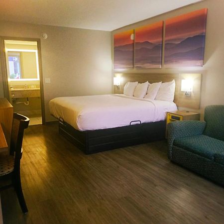 Days Inn By Wyndham Harrisonburg Dış mekan fotoğraf